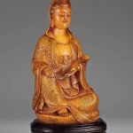 清 黃芙蓉石觀音坐像