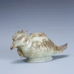 雞形祥獸玉石酒盅