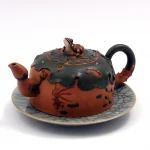 蔣蓉（1919－2008）荷葉青蛙鈕紫砂壺