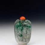 珊瑚蓋翡翠鼻煙壺