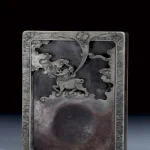 清 尹立勳款麒麟雲龍紋雙色端硯